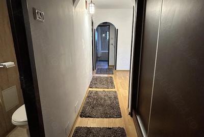 Apartament cu 3 camere decomandat în Tomis Nord - 8