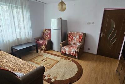 Apartament 2 camere de inchiriat, complet mobilat, Micro 6 - 8