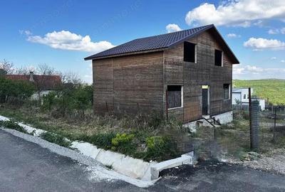 Casa din lemn cu teren de 1000 mp. - Saldabagiu de munte - IMOBIHOR Casa din lemn cu teren de 1000 mp. - Saldabagiu de munte - IMOBIHOR - 2