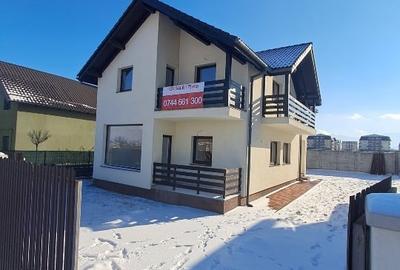 Casă individuală cu 4 camere cu Canalizare în Sânpetru - 2