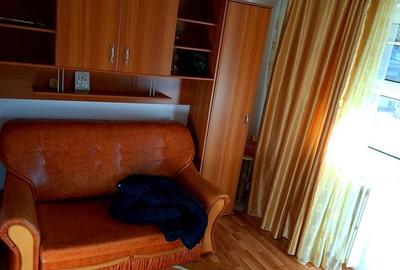 Apartament cu 4 camere decomandat în Găvana - 2