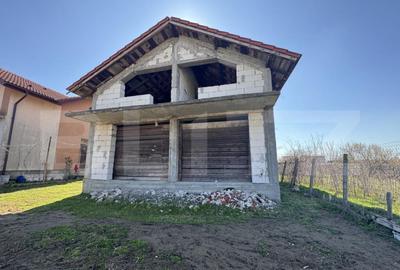 Casa la rosu P+M, Cernele (capatul lui 2), 420 mp teren, 149 - 1