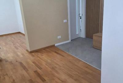 Apartament cu 3 camere decomandat în Obor - 2