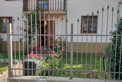 Casă cu 5 camere în Central - 2