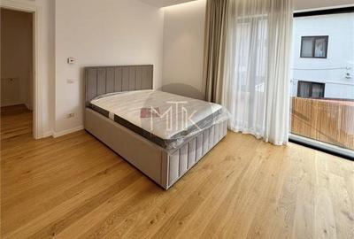 Casă individuală cu 6 camere cu Canalizare în Ultracentral - 11