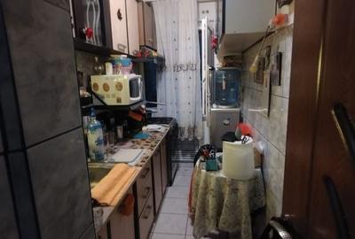 Apartament cu 3 camere semidecomandat în Tomis Nord - 10