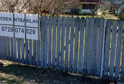 Casă cu 3 camere decomandat în Ciolpani