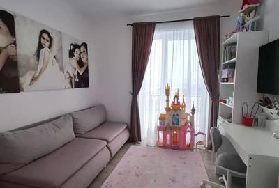 Vand casa cu gradina si piscina - 5