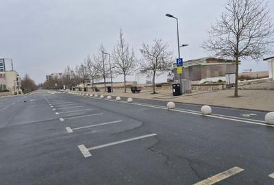 Spațiu comercial, de 80 mp, în Central - 1