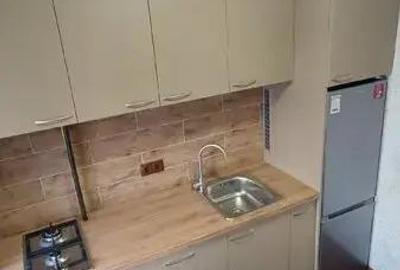 Apartament cu 2 camere decomandat în Florilor