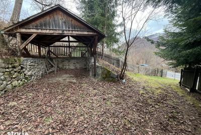 Casă cu 2 camere cu Teren 550 Mp în Praid - 2