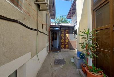 Casa curte || 2 camere || Banu Manta || Titulescu || Piata Victoriei - 13