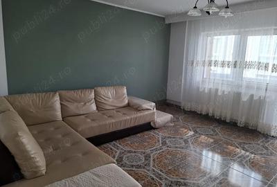 Apartament cu 3 camere decomandat în Răcădău - 2