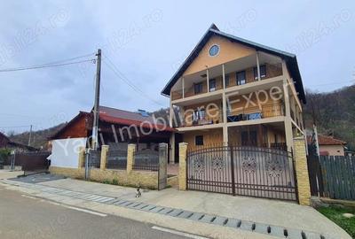 Casă cu 6 camere în Oeștii Pământeni - 2