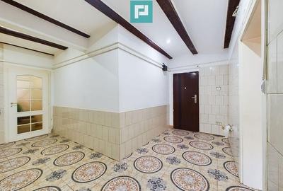 Spațiu comercial, de 47 mp, în Central - 9