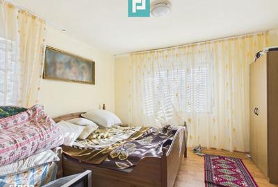 Casă cu 5 camere cu Teren 1629 Mp în Târnova - 4