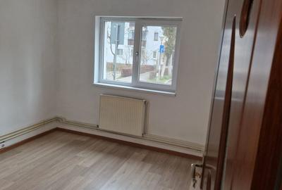 Apartament cu 3 camere decomandate,zona Manastur - 4