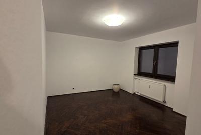 Ap 3 camere in vila (2/2), Pajura . Garaj la demisol. - 7