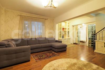 Vila moderna cu 5 camere langa parc - 1