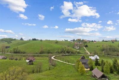 Teren de 1355 mp, în Fundata - 8