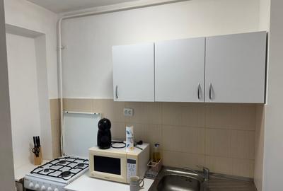 Garsonieră decomandată în Titan - 1