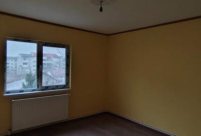 Apartament cu 4 camere în Central - 2