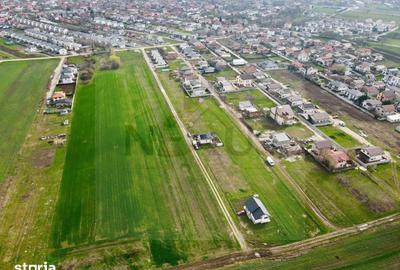 Teren de 300 mp, în Ion Creangă - 2