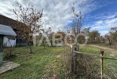 Casa cu gradina 3 camere anexe gospodaresti 5702 mp teren in Gura Vaii - 11