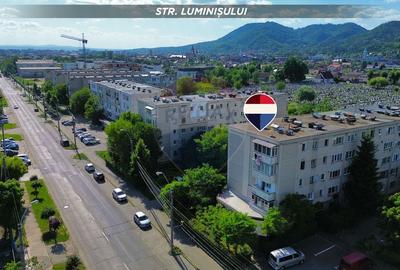 Apartament cu 3 camere semidecomandat în Exterior Est - 2