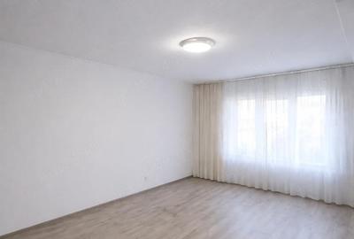 Apartament cu 3 camere decomandat în Central - 1