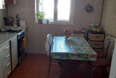 Apartament cu 3 camere decomandat în Central - 2