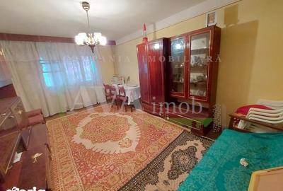 Apartament cu 3 camere decomandat în Cornișa - 1