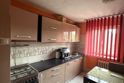 Apartament cu 2 camere decomandat în Astoria - 4