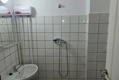 Garsonieră decomandată în Progresul