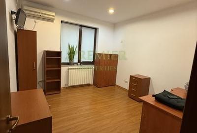 Casă de vânzare  pretabilă pentru clinica, cabinet medical, birouri - 3