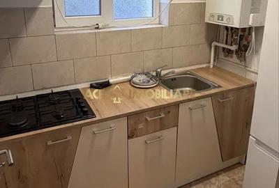 Casă cu 2 camere cu Canalizare în Central - 2