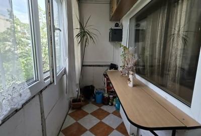 Apartament cu 2 camere decomandat în Văcăresti - 6