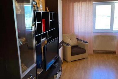 Apartament Cu 3 Camere Decomandate Zona Obcini - 2