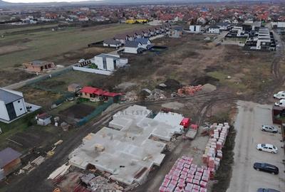 TEREN CU AUTORIZAȚIE DE CONSTRUCȚIE – DEZVOLTARE IMOBILIARĂ, SANPETRU - 2