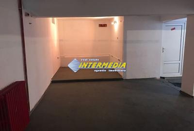 Spațiu comercial, de 320 mp, în Cetate - 3