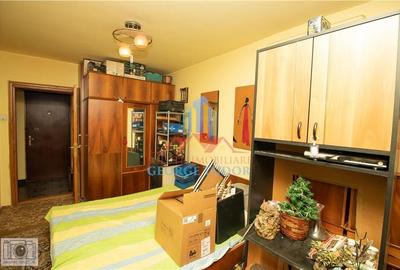 Ap. 3 camere, 51 mp, Aleea Campul cu Flori 3, Bl M49, Sect.6  0% COMISION - 16