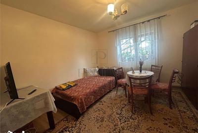 Casă cu 3 camere cu Teren 933 Mp în Sânmihaiu Român - 2