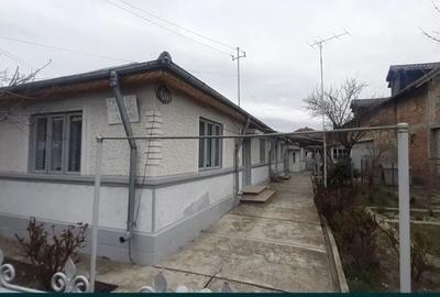 Casă cu 4 camere în Central - 4