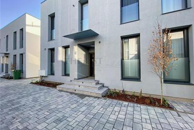 Casă individuală cu 5 camere cu Canalizare în Pipera