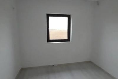 Casă cu 5 camere cu Teren 378 Mp în Vest - 7