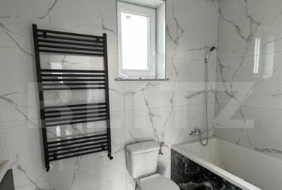 Casă cu 4 camere cu Teren 240 Mp în Central