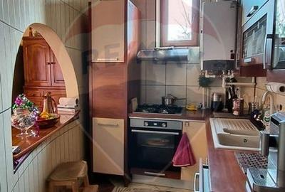 Casa de vanzare cu 280 mp si teren 1100 mp in Arcasilor Galati - 7