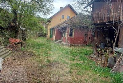 Casă cu 2 camere cu Teren 860 Mp în Central - 7