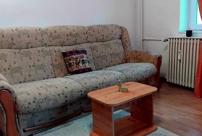 Garsonieră decomandată în Decebal - 1