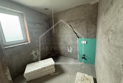 Duplex cu 4 camere cu Canalizare în Străulești - 12
